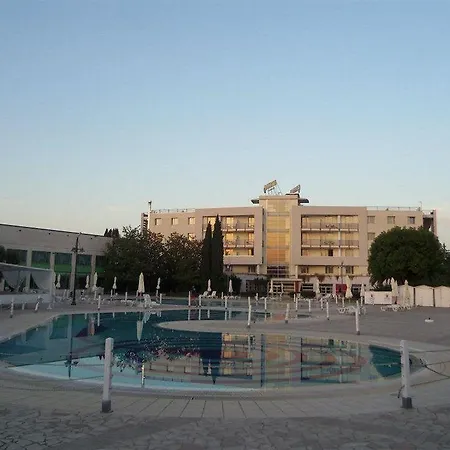 Nicotel Отель Корато