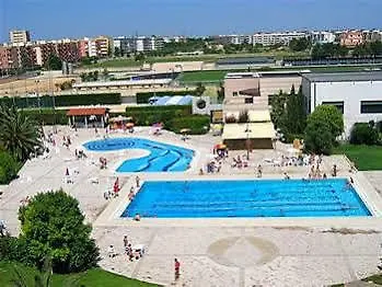 Отель Nicotel 4*